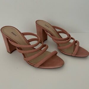 Schutz Felisa Soft Pink Suede chunky heel almond toe slip on strappy Sandal - 7